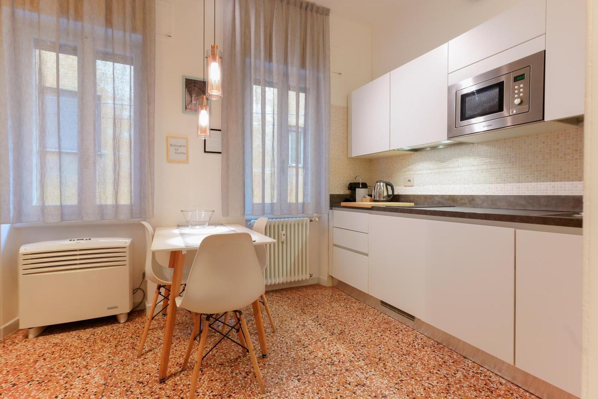 M&M Apartment โบโลญญา ภายนอก รูปภาพ
