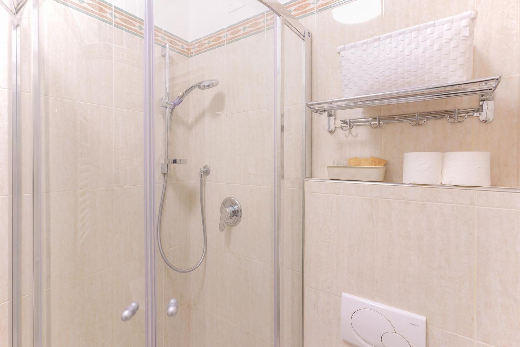 M&M Apartment โบโลญญา ภายนอก รูปภาพ