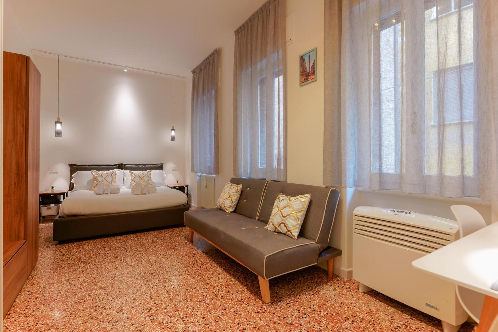 M&M Apartment โบโลญญา ภายนอก รูปภาพ